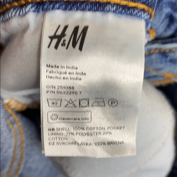 H&M Denim Distressed Mini Skirt - Picture 6 of 7